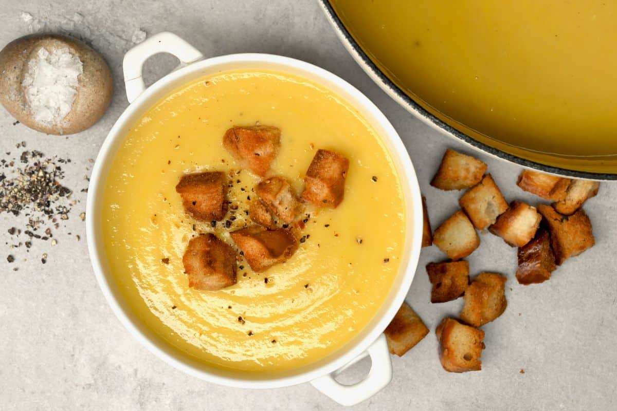 how to serve parsnip soup