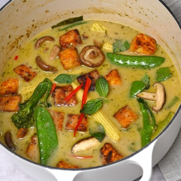 Vegan green curry in a saucepan