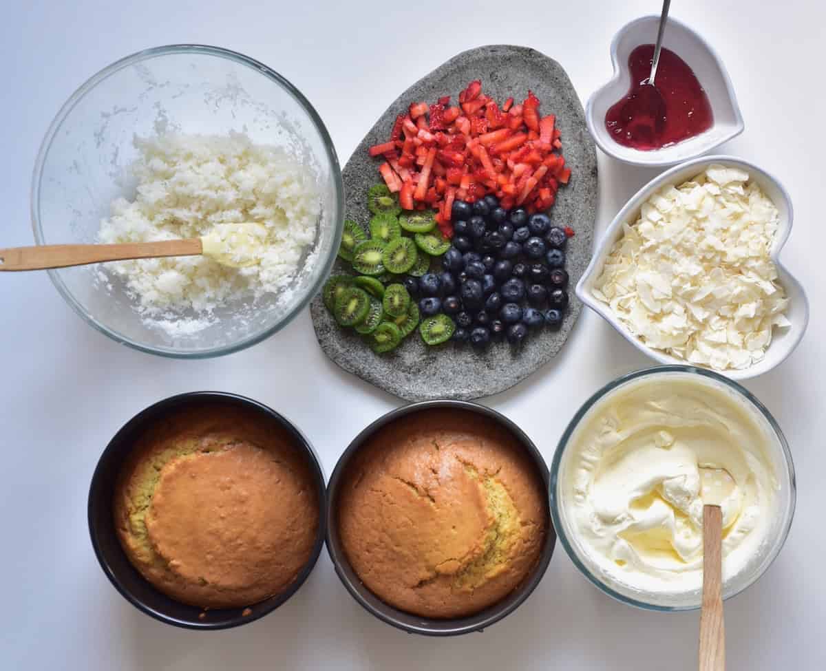 Ingredients for cake topping and filling