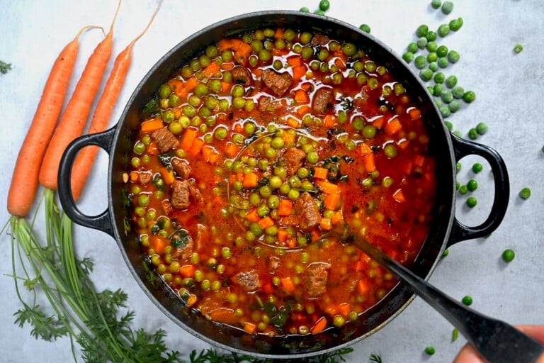 Comforting Pea Stew (Bazella) - Alphafoodie