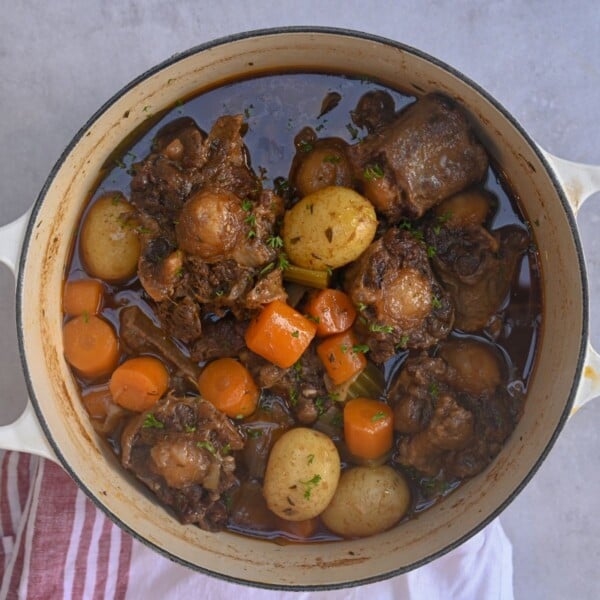 A photo for homecooked oxtail stew.