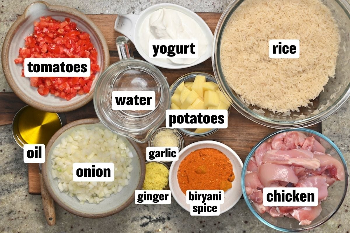 Ingredients needed to make chicken biryani.